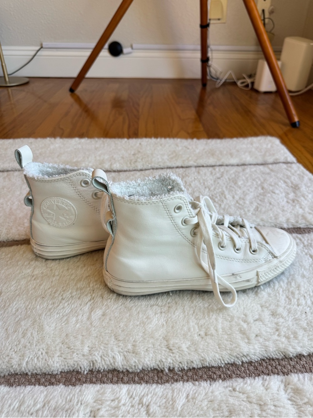 Converse Leather White High-Top Sneakers with Shearling Trim - Picture 3 of 6